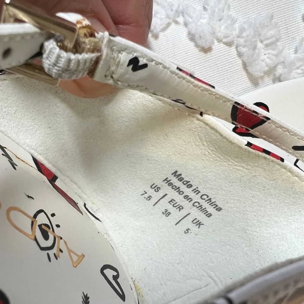 ALDO Brandii Milk Kiss Limited Edition Red Heart Heels SIZE 7.5 - Picture 8 of 15